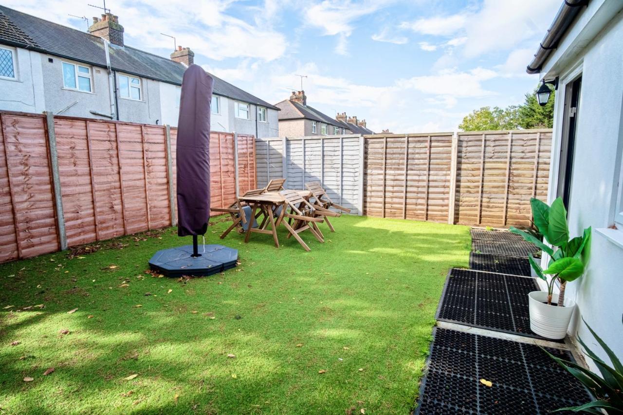 St AlbansLittle Garden View公寓 外观 照片